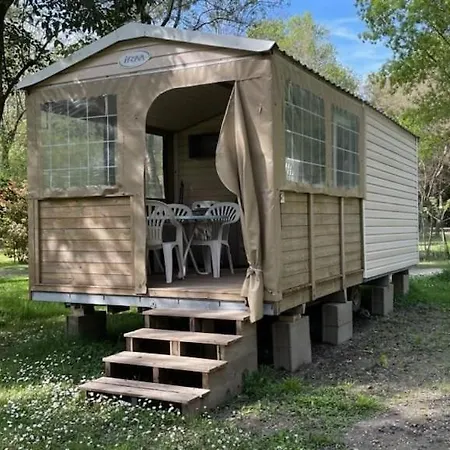 Camping en Ardeche Le Lion Bourg-Saint-Andéol Buitenkant foto